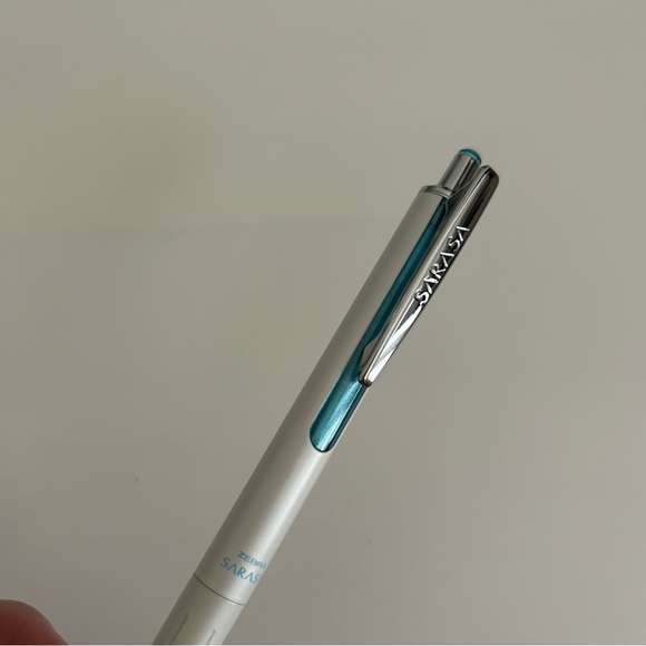 Sarasa Pen Barrels in Rose Pink, Gold and White - Picture 7 of 7